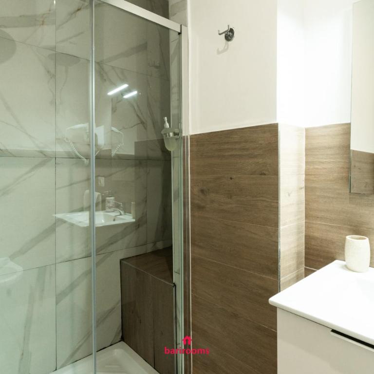 BARIROOMS - Melo Suites - Deluxe Quadruple Room - 8