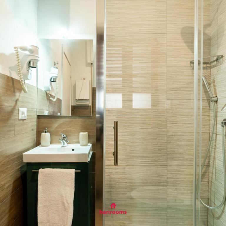 BARIROOMS - Melo Suites - Deluxe King Room - 16