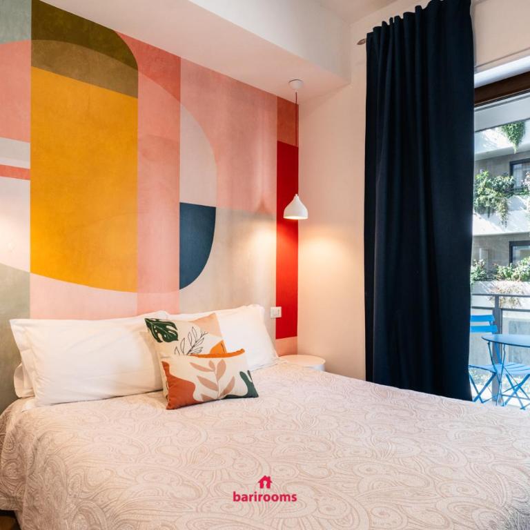 BARIROOMS - Melo Suites - Deluxe King Room - 1