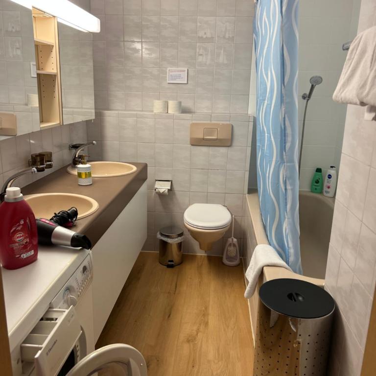 SAVOY 26 - Two-Bedroom Apartment - 16