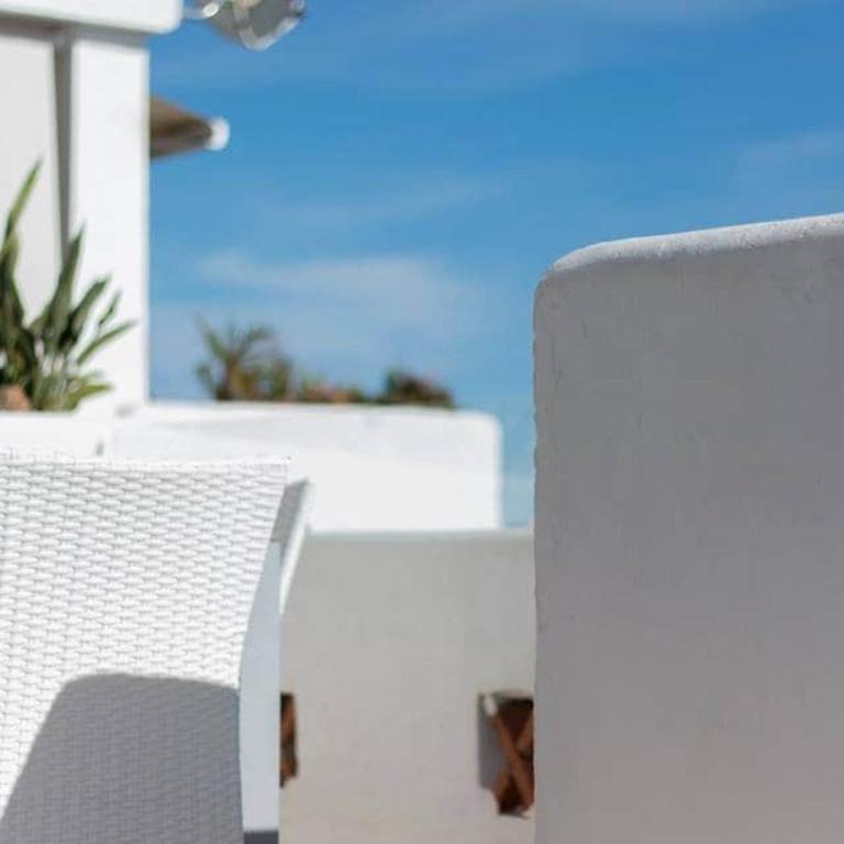 Spectacular sea view La Mairena Golf & Paddle & tennis included - Apartamento de 2 dormitorios con balcón y terraza - 32