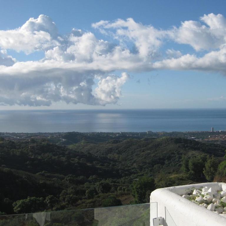 Spectacular sea view La Mairena Golf & Paddle & tennis included - Apartamento de 2 dormitorios con balcón y terraza - 36