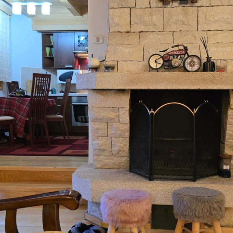 Planinska Vila - Three-Bedroom Villa - 11