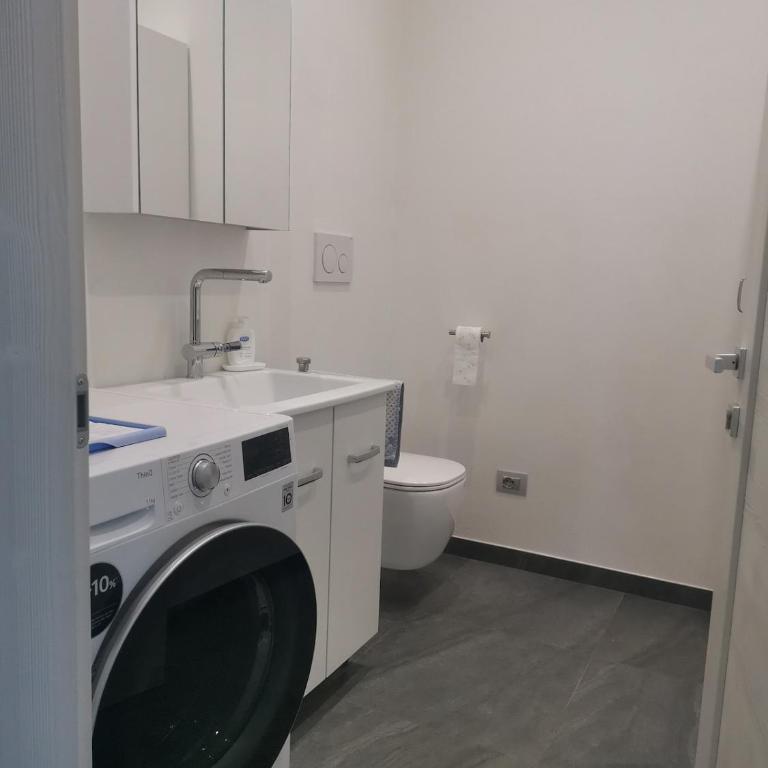 Garden Apartment Trento - Two-Bedroom Apartment with Garden View - 16