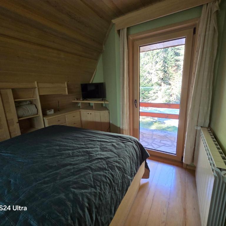 Planinska Vila - Three-Bedroom Villa - 37