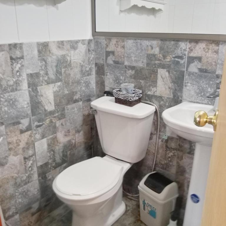 Hogar Zen - Three-Bedroom House - 9