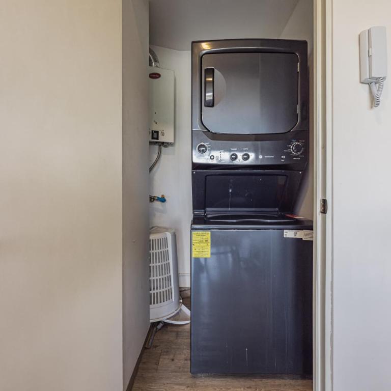 Right @Reforma - Beautiful condo with 2 balconies - Two-Bedroom Apartment - 43