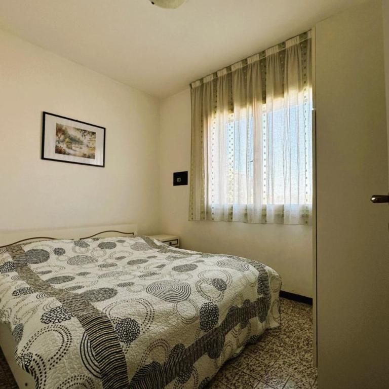 Cozy villetta with pool and garden in Bibione - Apartment - 5