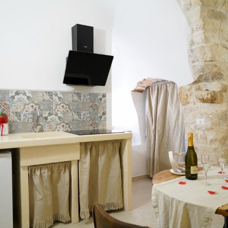Dimora Antica Falegnameria - tra STORIA e RELAX - Casa con 1 Camera da Letto - 6