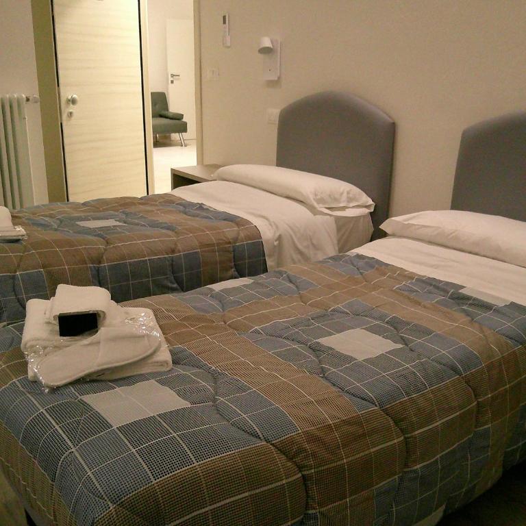 Brighetti - Triple Room with Bathroom - 12