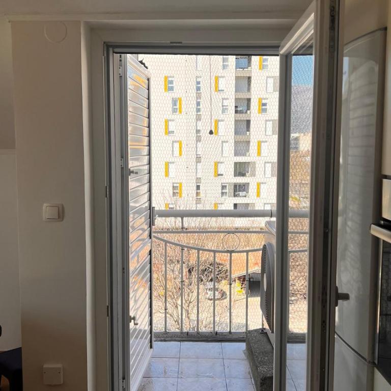 Sunlit Residence - Apartman sa 2 Spavaće Sobe - 2