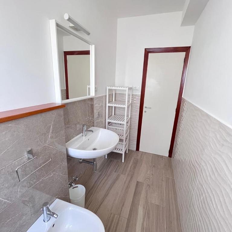 Quadrilo Mauro, cielo terra con terrazza vista mare - Casa Vacanze - 34
