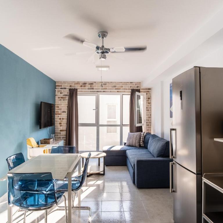 Modern 1 bed apartment, minutes from the beach - Apartamento de 1 dormitorio - 1
