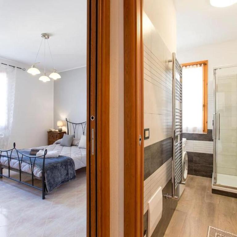 Chiara's Home - Appartamento con 2 Camere da Letto - 16
