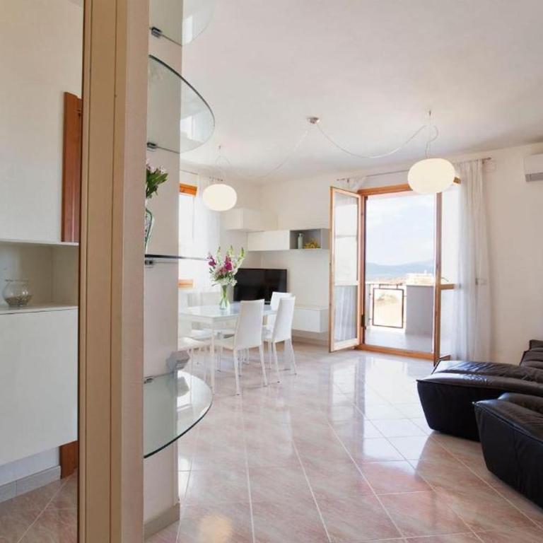 Chiara's Home - Appartamento con 2 Camere da Letto - 34