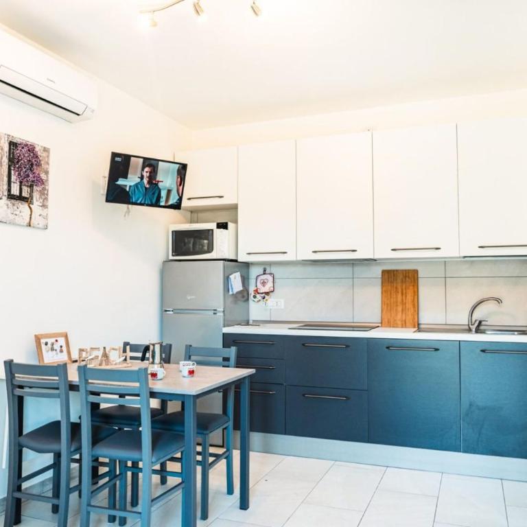 Renovated holiday home with pool in Bibione - Appartement - 3