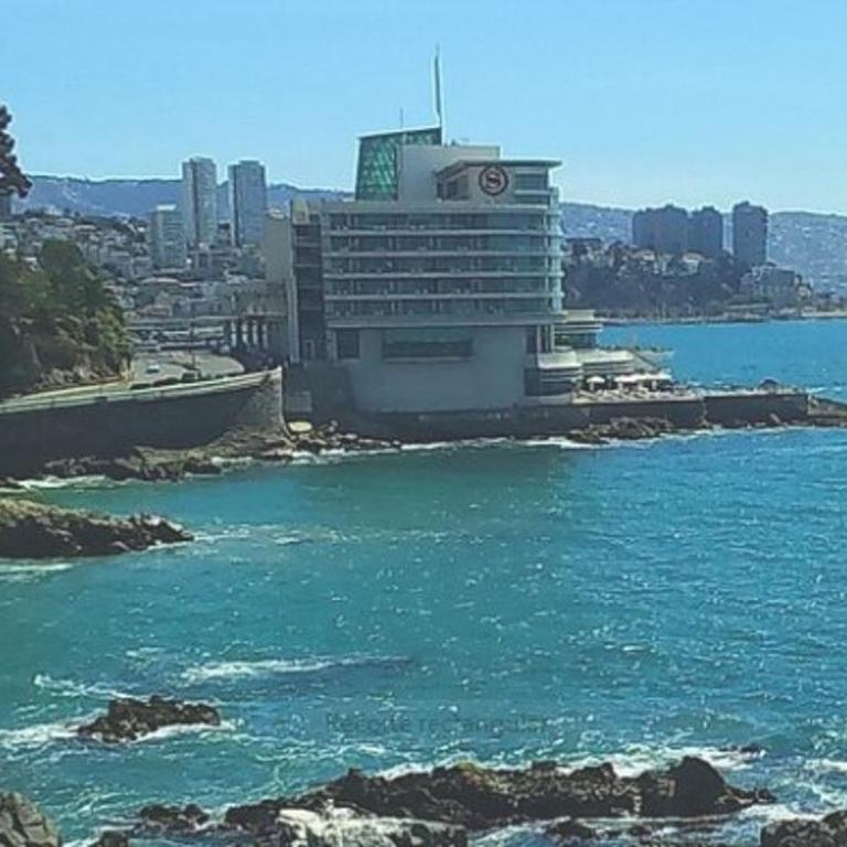 Exclusive Departamento en Bosques de Agua Santa - Three-Bedroom Apartment - 17