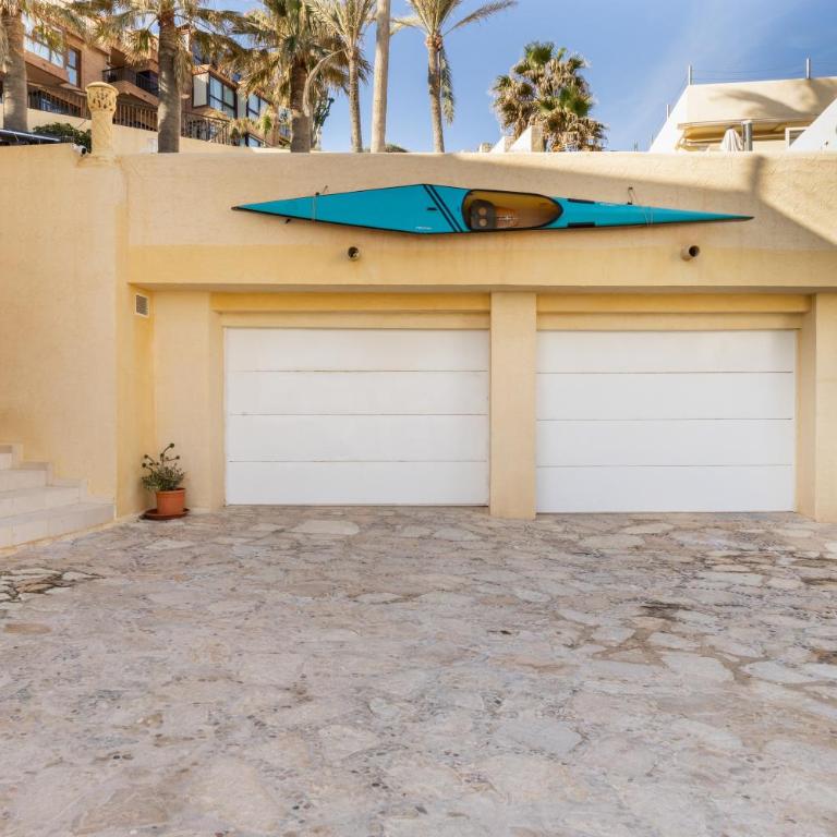 Maravilloso Apartamento AMANECER CABO a pie de playa y mar en CHALET ROQUETES - One-Bedroom Apartment - 63