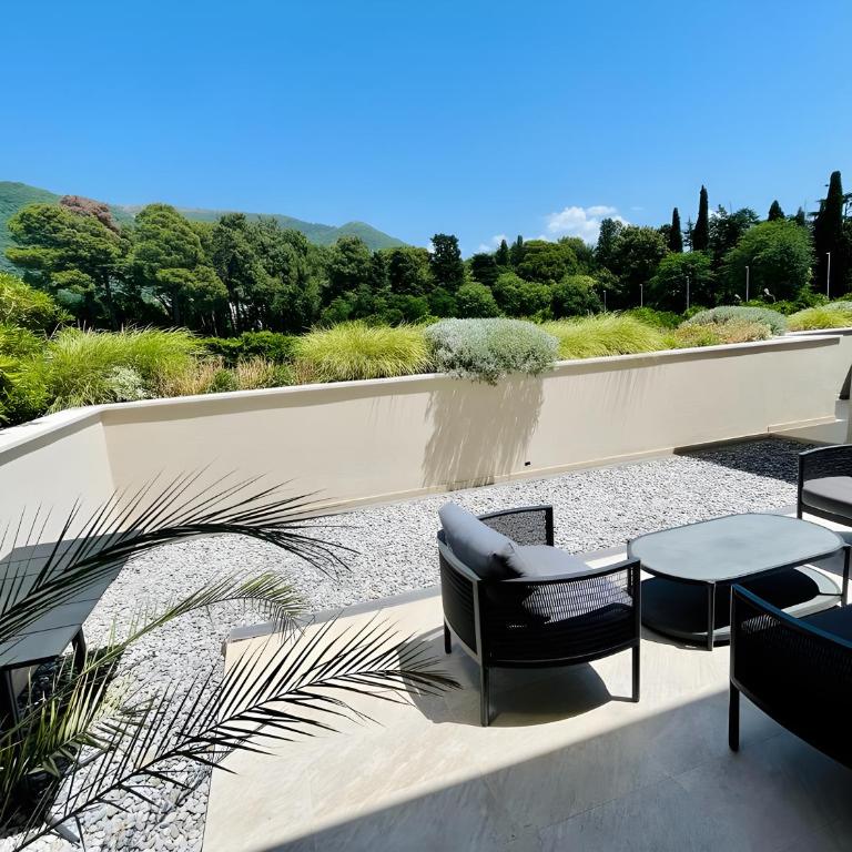 2 bedrooms Elena residence - Two-Bedroom Apartment - 10
