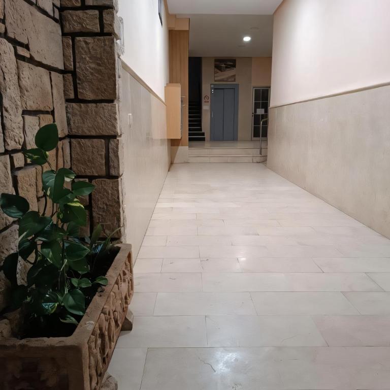 La Palmera - Primera linea frontal en Playa San Antonio - Three-Bedroom Apartment with Sea View - 40