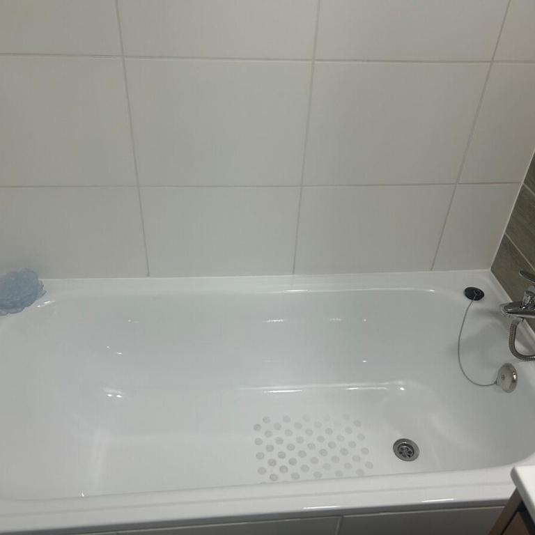 Eco España Acogedor Home Estudio Barrio Universitario - Apartamento de 2 dormitorios - 8