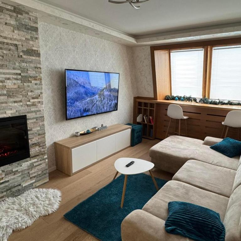 Blue Winter Heaven - One-Bedroom Apartment - 2