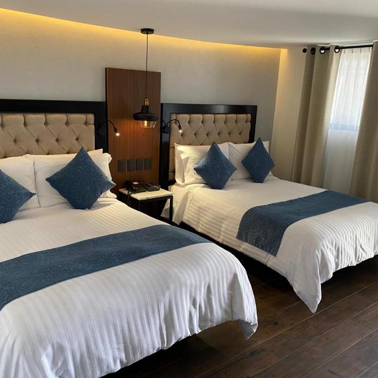 Hotel Boutique Casa Loreta - Deluxe Twin Room - 4
