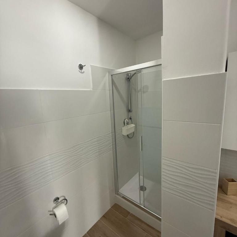 Heroes Apartments - Appartamento Superior con 1 Camera da Letto e Balcone - 8