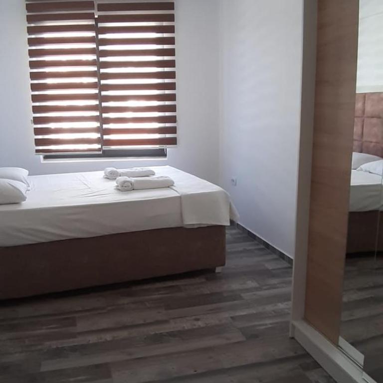 Apartmani Bosfor - Apartment with Balcony - 1