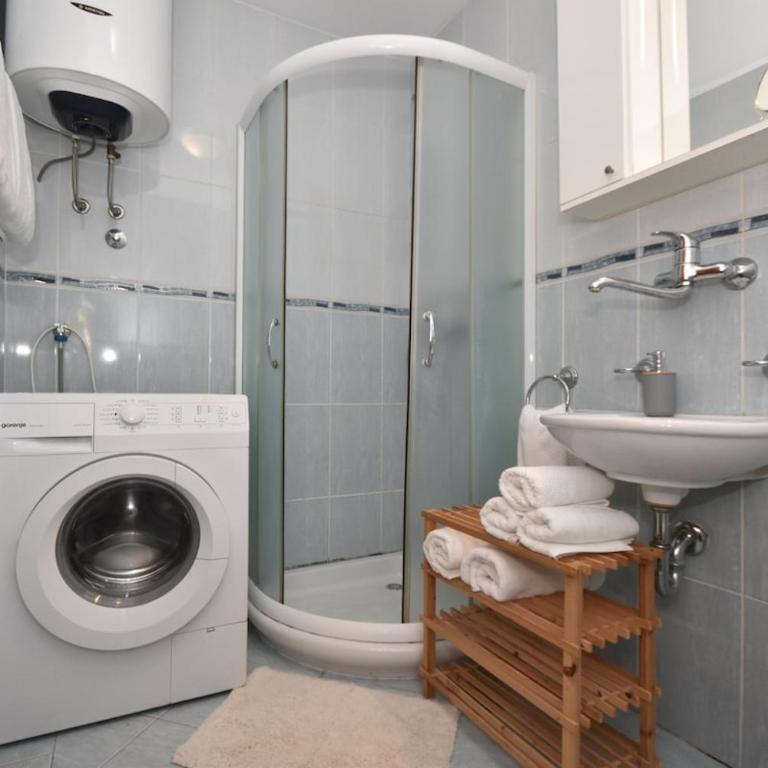 Adriatic Bliss - One-Bedroom Apartment - 11