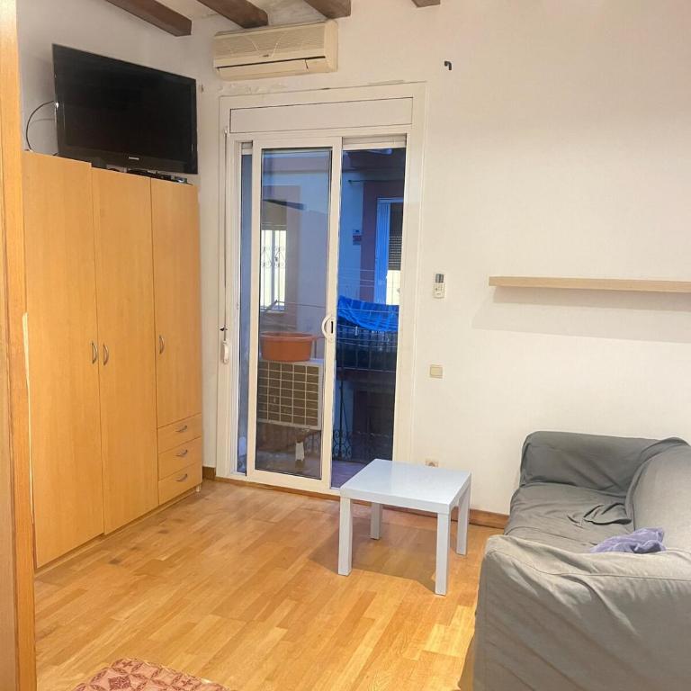 Flat in centre of Barcelona - Two-Bedroom Apartment - 5