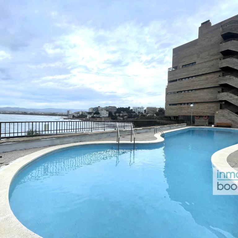 Sun Beach Margon Salou , vistas al Mar, piscina y PK - Apartamento de 3 dormitorios con vistas al mar - 3