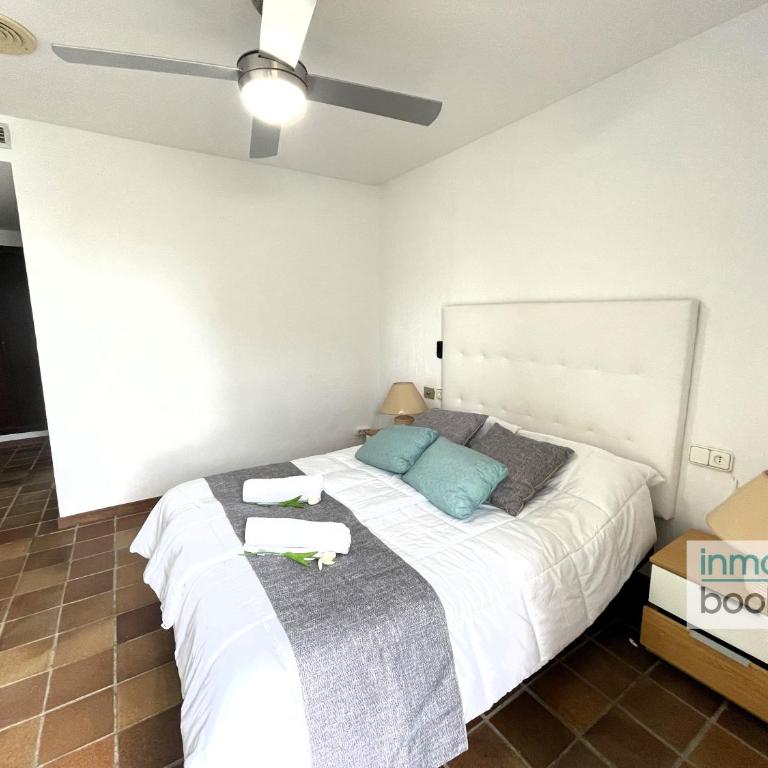 Sun Beach Margon Salou , vistas al Mar, piscina y PK - Apartamento de 3 dormitorios con vistas al mar - 15
