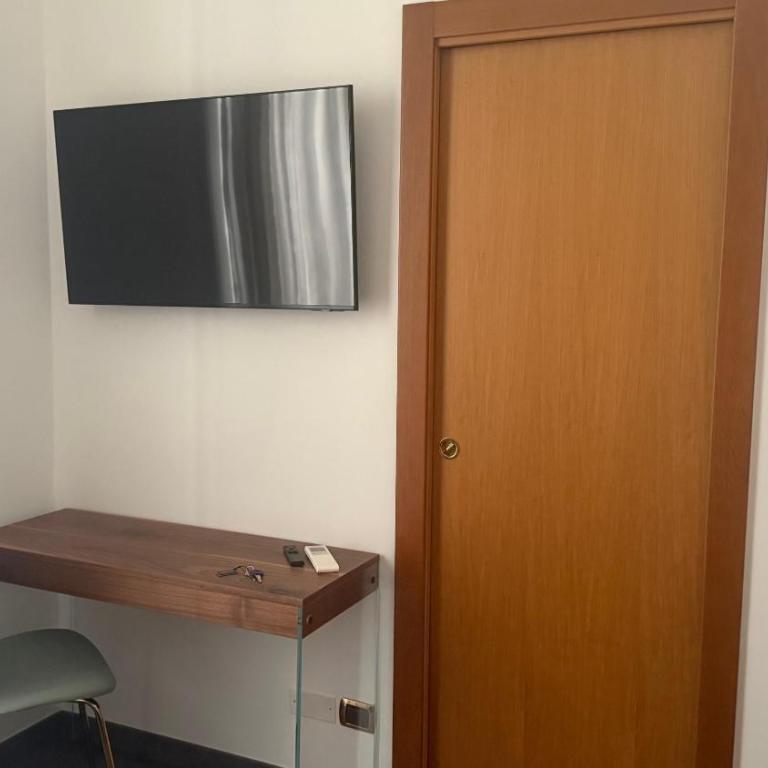 Holiday Guesthouse - Monolocale con Balcone - 3