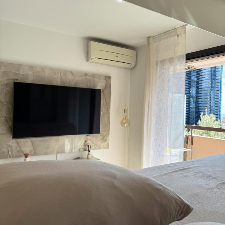 Studio de LUXE Portes de Monaco - Vue MER - Piscine - Wifi - Monolocale con Vista Mare - 35
