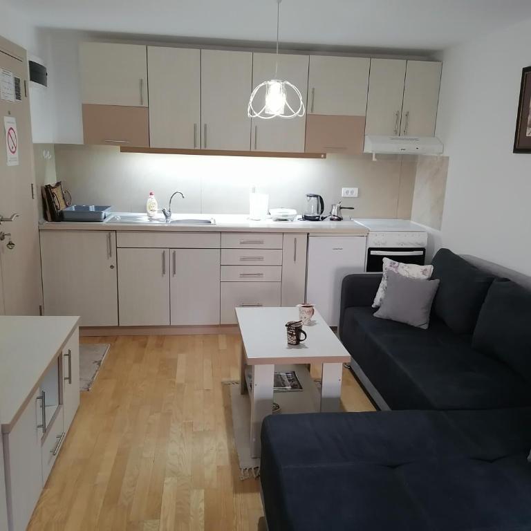 Royal 019 - Apartman sa 1 Spavaćom Sobom - 1