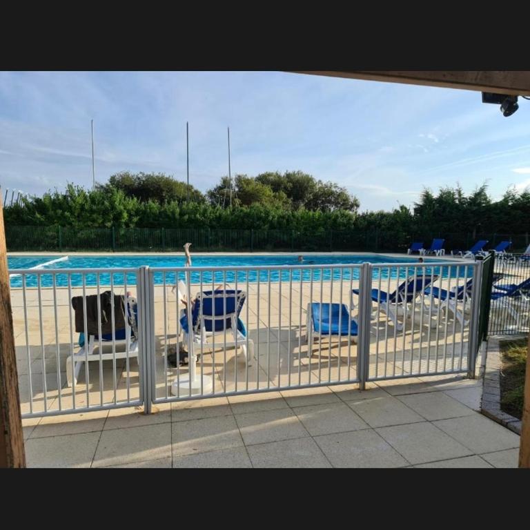 Appartement T3 avec piscine et parking, proximité immédiate plage et port de plaisance du Crouesty - Appartement 2 Chambres - 23