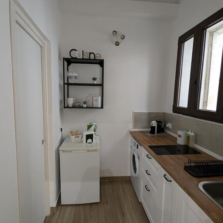 Casa Vincenza - Appartamento con 2 Camere da Letto - 9