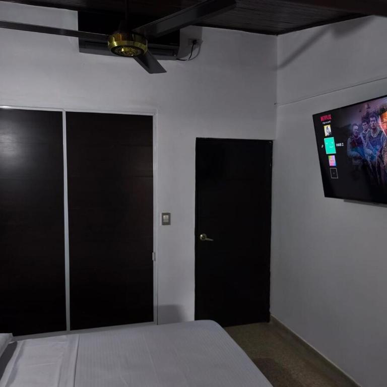 Habitación Premium al lado del CC San Silvestre - Apartamento de 2 dormitorios - 6