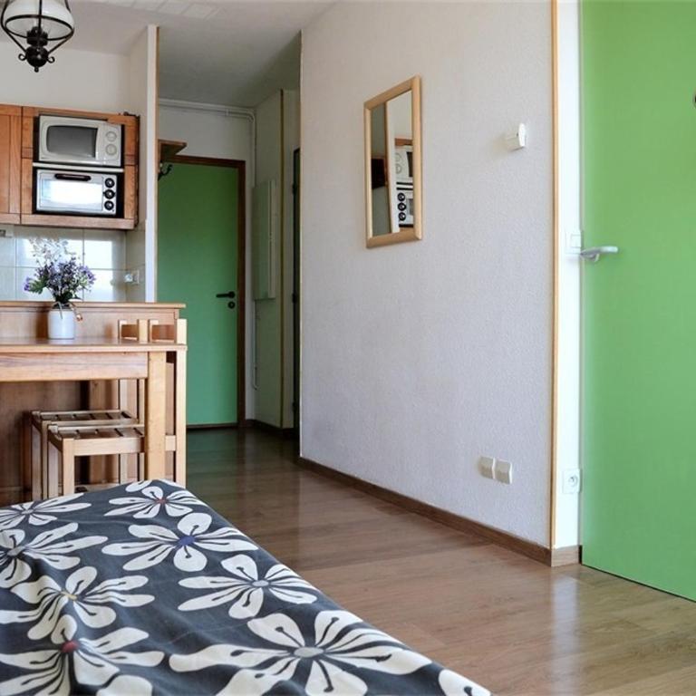 Appartement central avec parking, 4 couchages - FR-1-593-129 - Apartment - 2