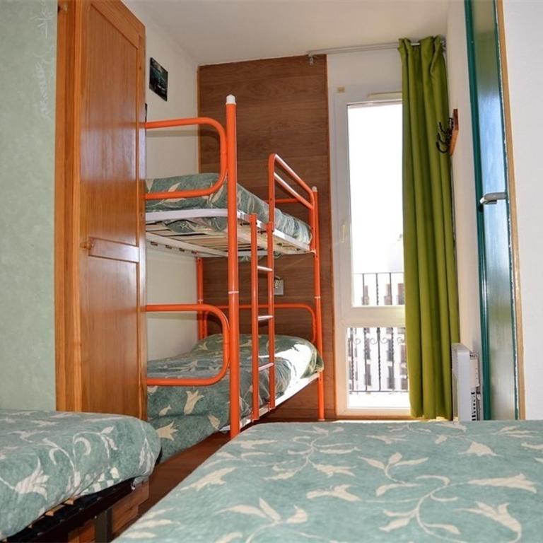 Appartement central avec parking, 4 couchages - FR-1-593-129 - Apartment - 4