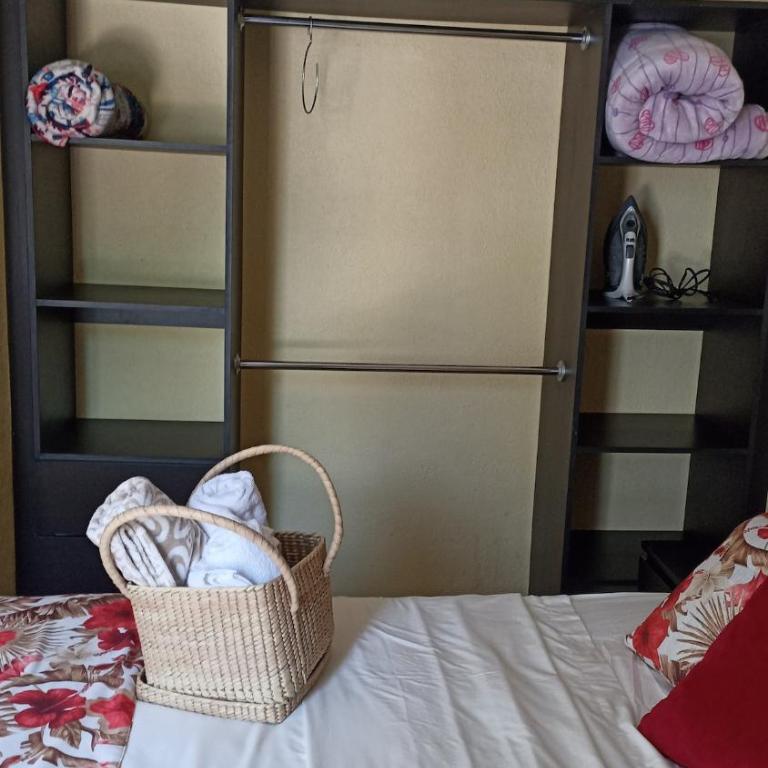 Departamento Tapatío - Three-Bedroom Apartment - 46