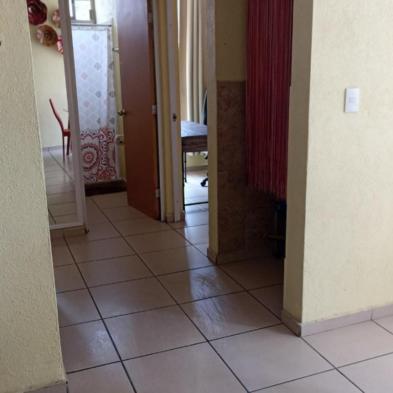 Departamento Tapatío - Three-Bedroom Apartment - 52