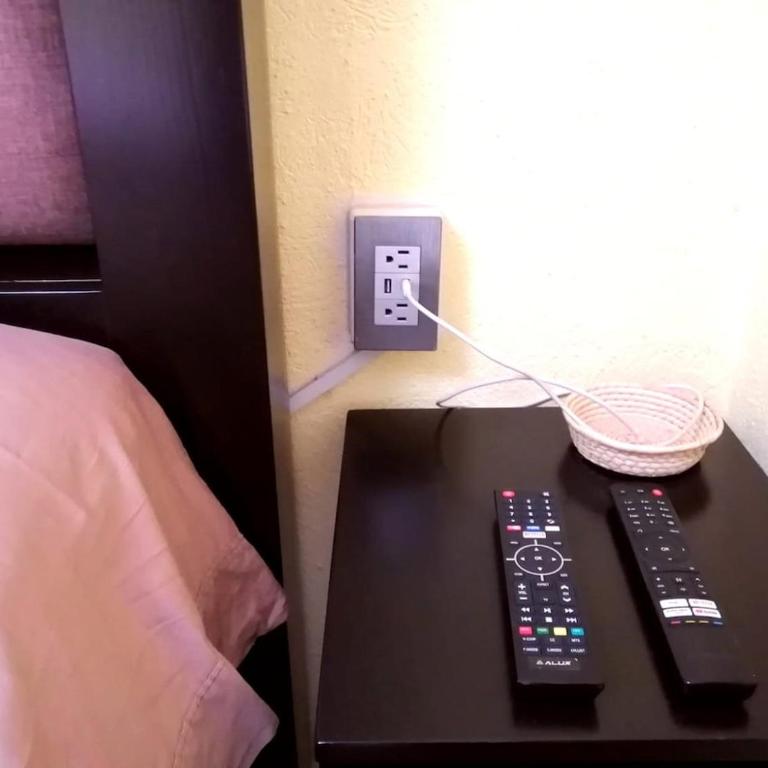 Departamento Tapatío - Three-Bedroom Apartment - 54