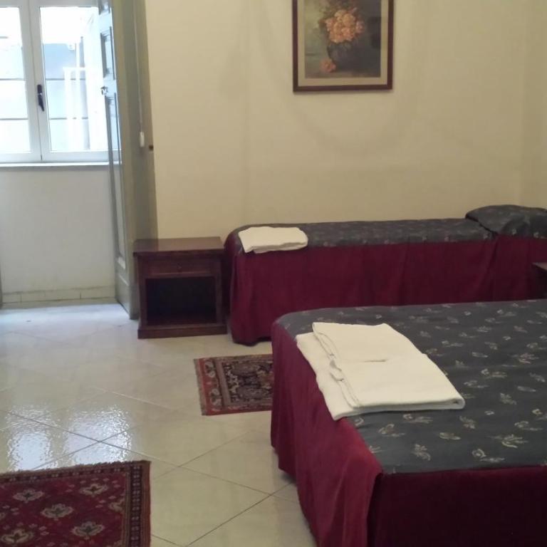 B&B Miseria e Nobilta' - Camera Familiare con Bagno Privato Esterno - 1