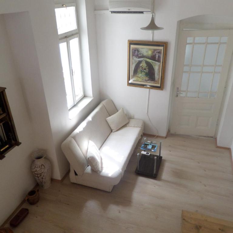River Apartment - Apartment - 1