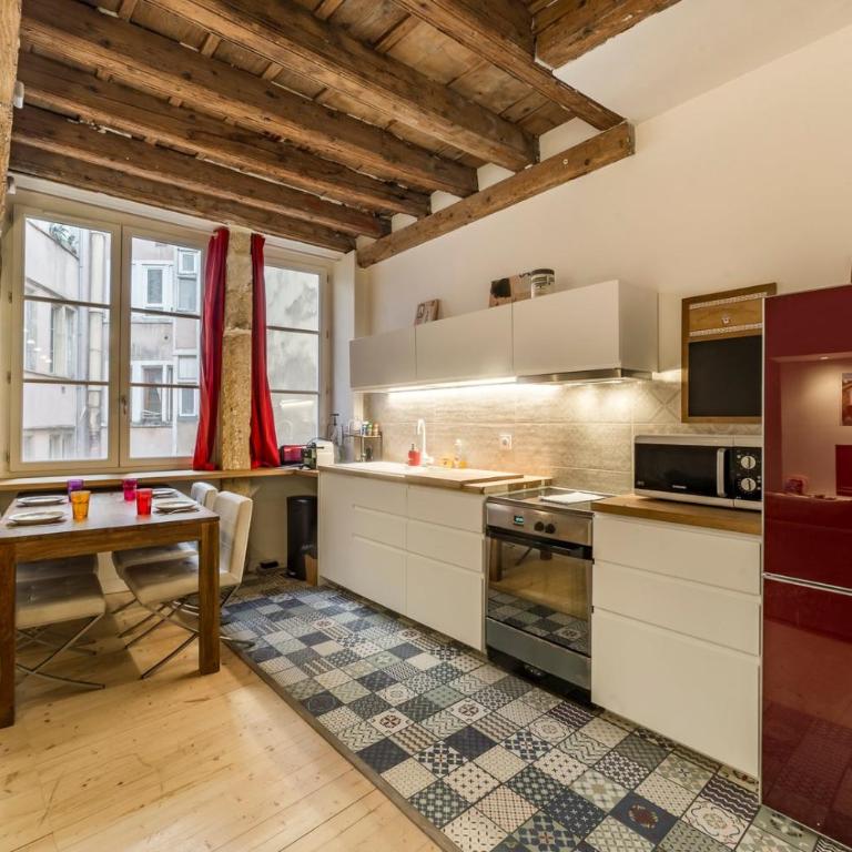 AllinLyon | Appartement familial au Vieux Lyon - Apartment - 3