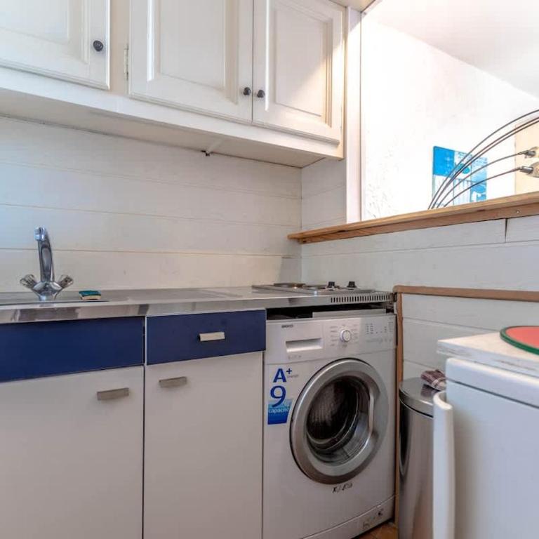 La Marina l Views & Parking l Shellter Rentals - Apartment - 8