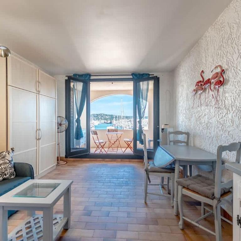La Marina l Views & Parking l Shellter Rentals - Apartment - 6