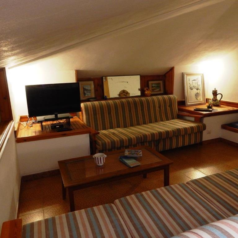 AffittaSardegna - La Mansarda del Mare - Appartamento con 1 Camera da Letto - 9